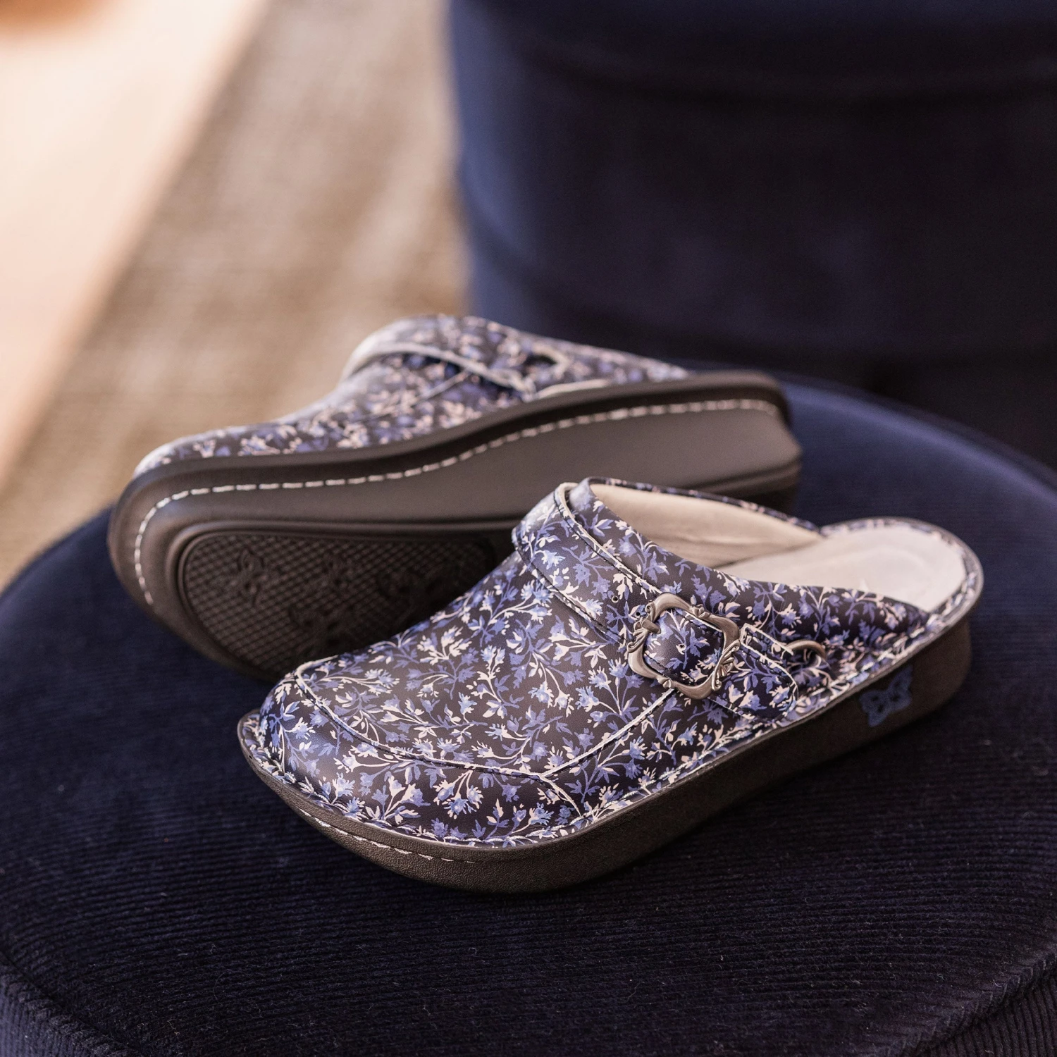 Shoes Seville Indigo Ivy Clog 4 Shoes Seville Indigo Ivy Clog - Image 2