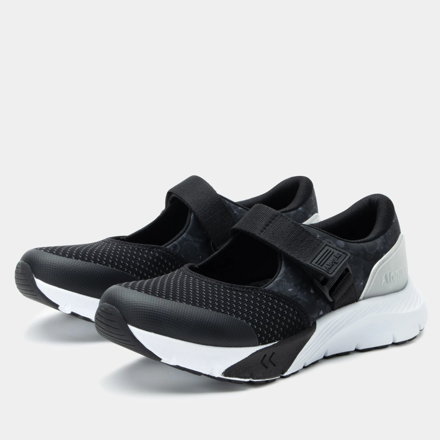 Atlis Poppy Pop Black Shoe 3 Atlis Poppy Pop Black Shoe