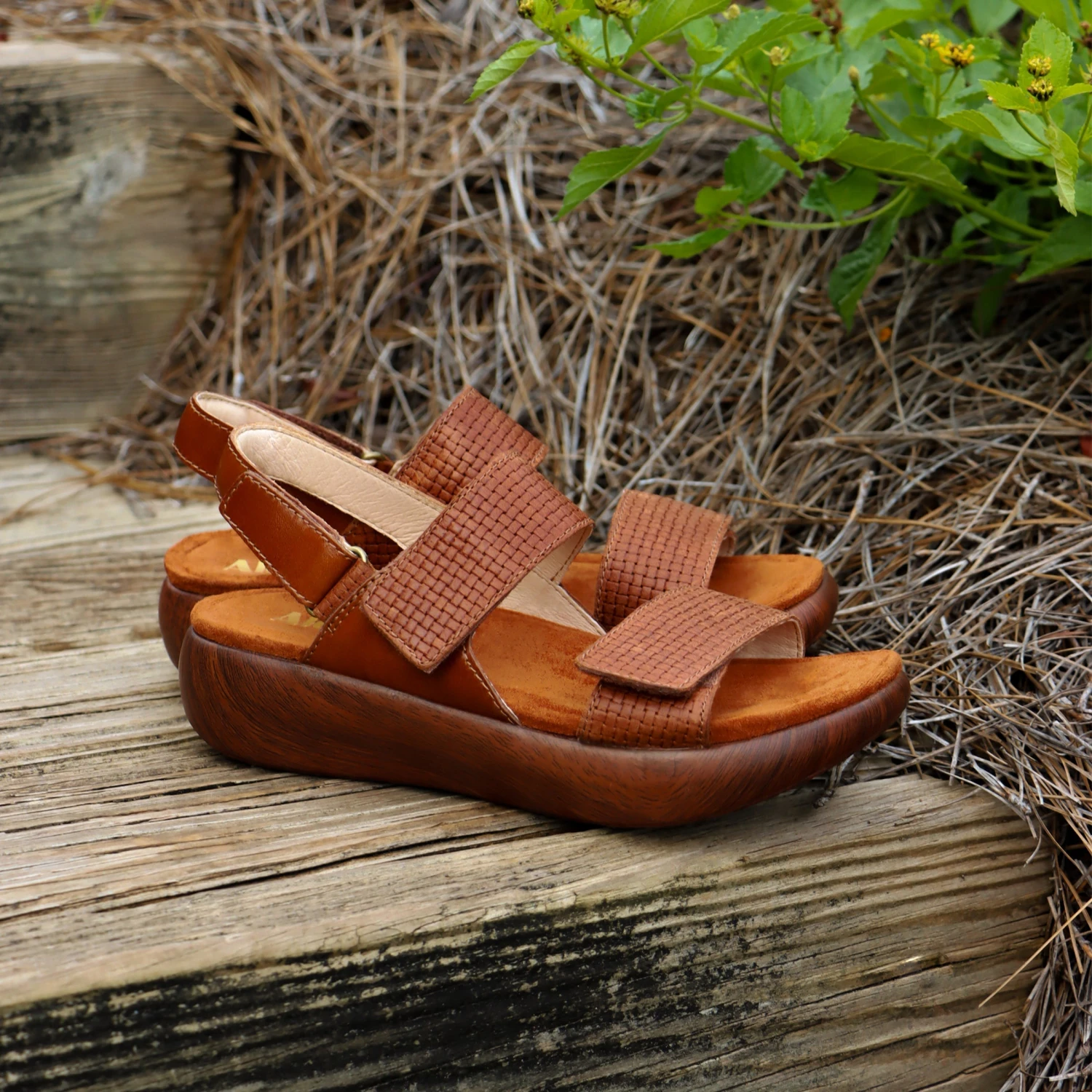 Bailee Woven Luggage Sandal 4 Bailee Woven Luggage Sandal - Image 2