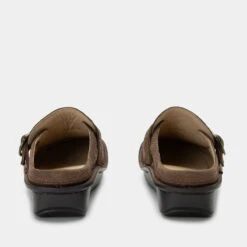 Shoes Brigid La Dee Dottie Brown Clog -Alegria Shoes Shop BRI 8117 S3 ee48b5fd abe1 48a7 9dff 7f6a0cfc1de6