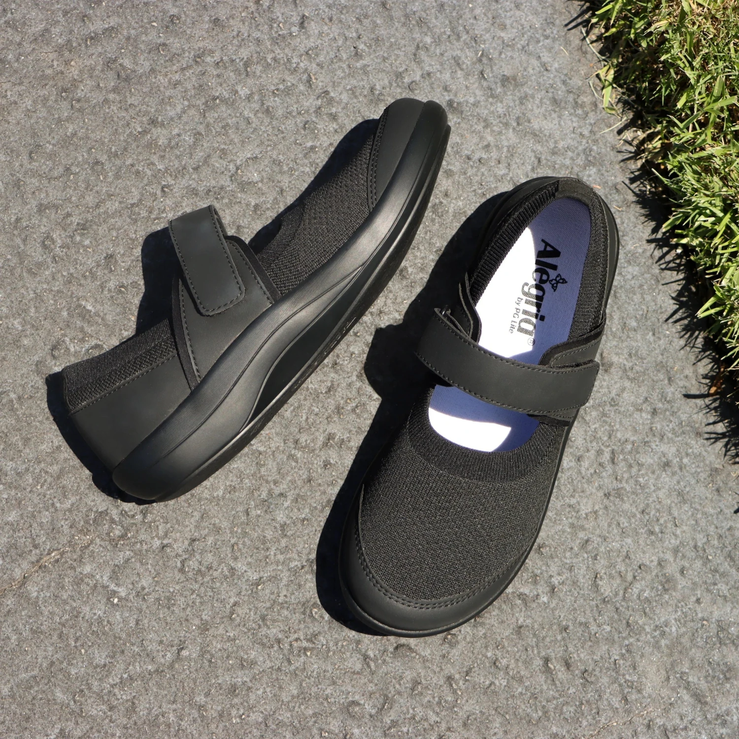 Shoes Dinamo All Black Shoe 4 Shoes Dinamo All Black Shoe - Image 2