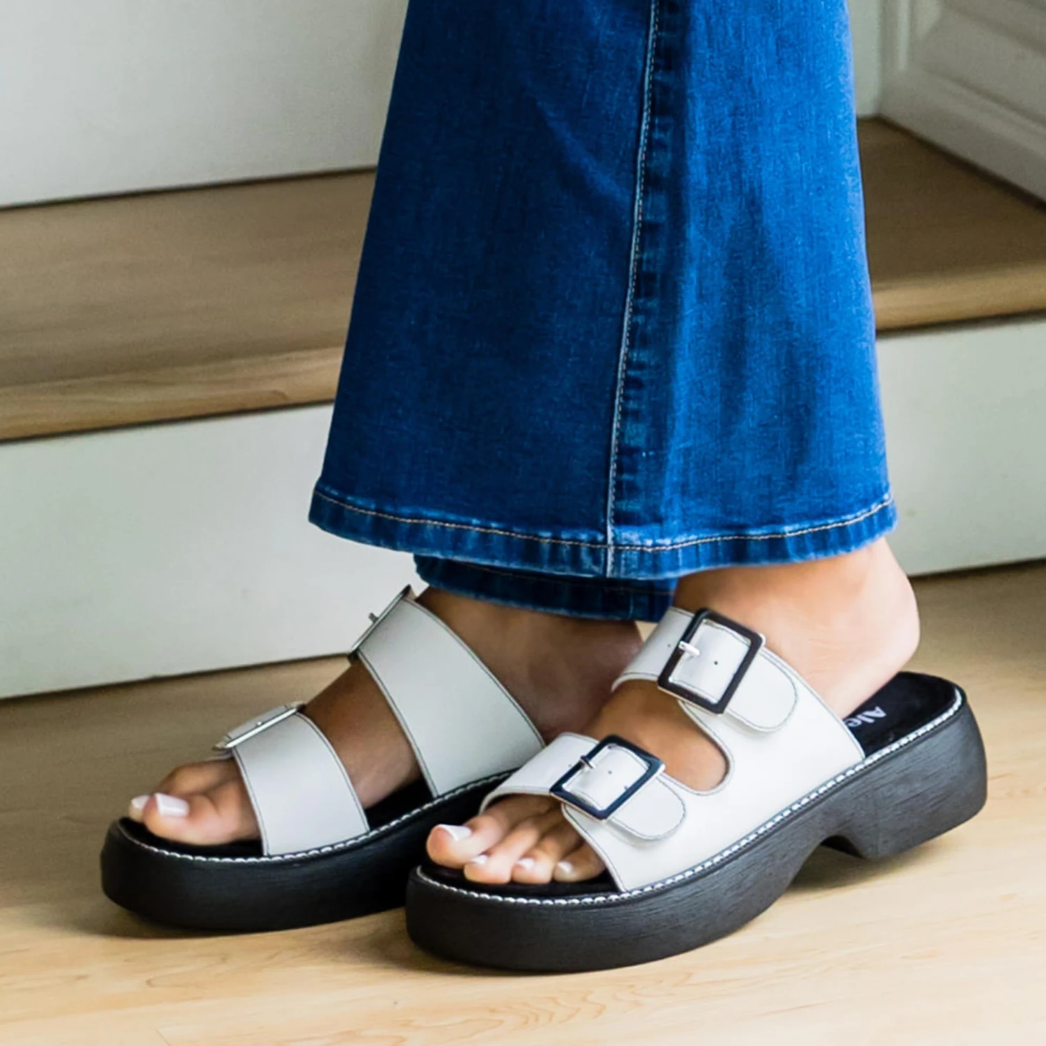 Iza White Sandal 4 Iza White Sandal - Image 2