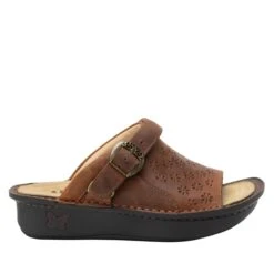 Klover Burnish Tawny Sandal 10 Klover Burnish Tawny Sandal -Alegria Shoes Shop KLO 7403 S2