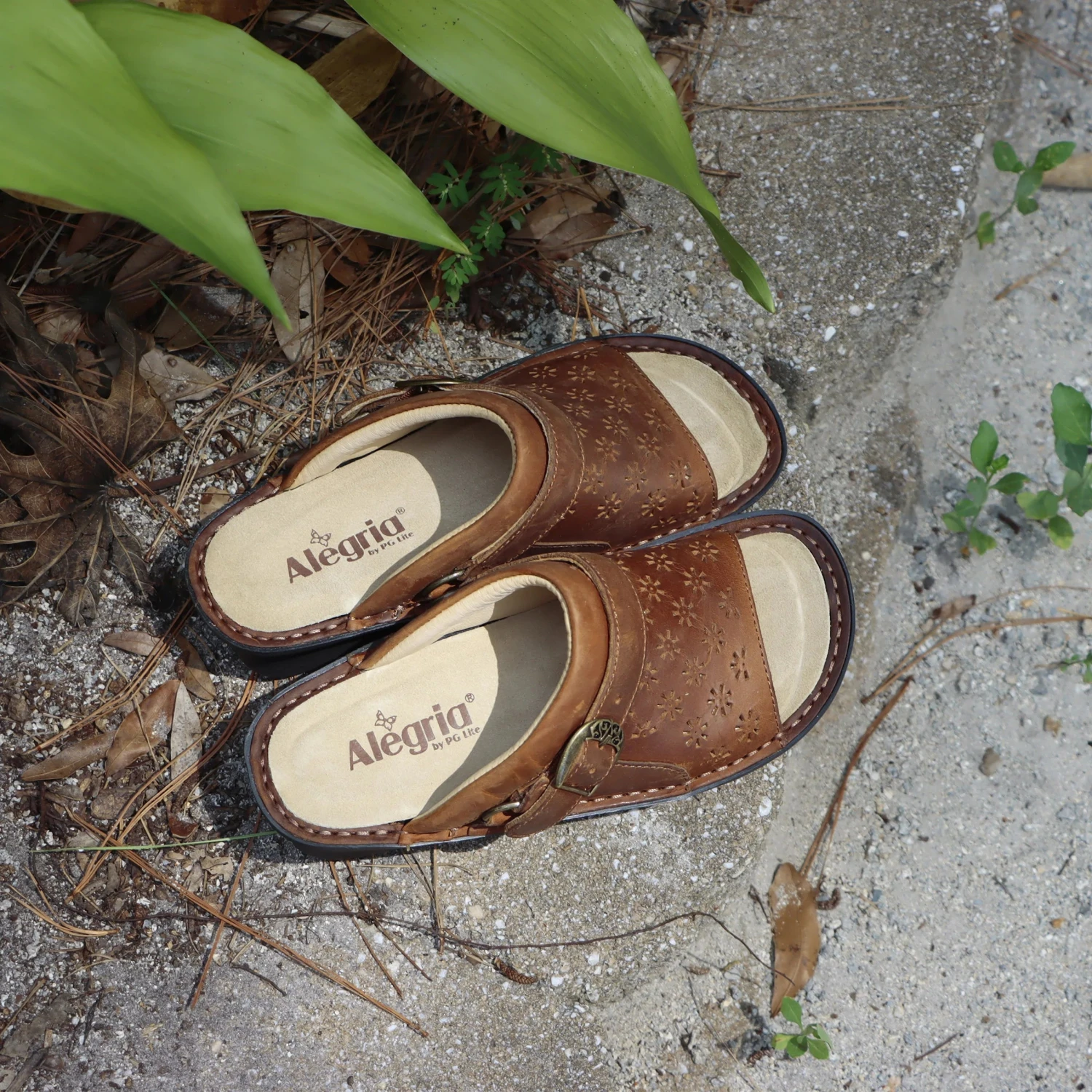 Klover Burnish Tawny Sandal 4 Klover Burnish Tawny Sandal - Image 2