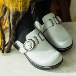 Shoes Osmosis Silver White Shoe 10 Shoes Osmosis Silver White Shoe -Alegria Shoes Shop OSM 6349 1X 1e3cbfac 04df 4eba 831a bcbd2bc3c451