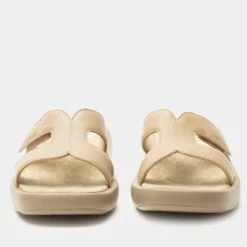 Portia Beige Sandal 11 Portia Beige Sandal -Alegria Shoes Shop PTA 6341 S5 f57b816c 75e5 4d04 97d2 dd80d4bcda41