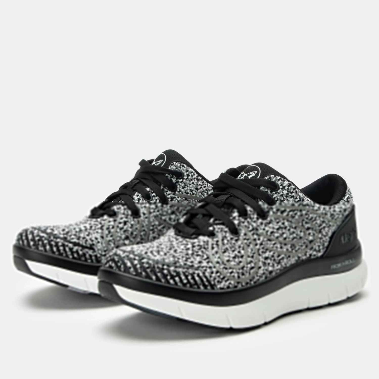 Roll On 2 Ink Shoe 3 Roll On 2 Ink Shoe