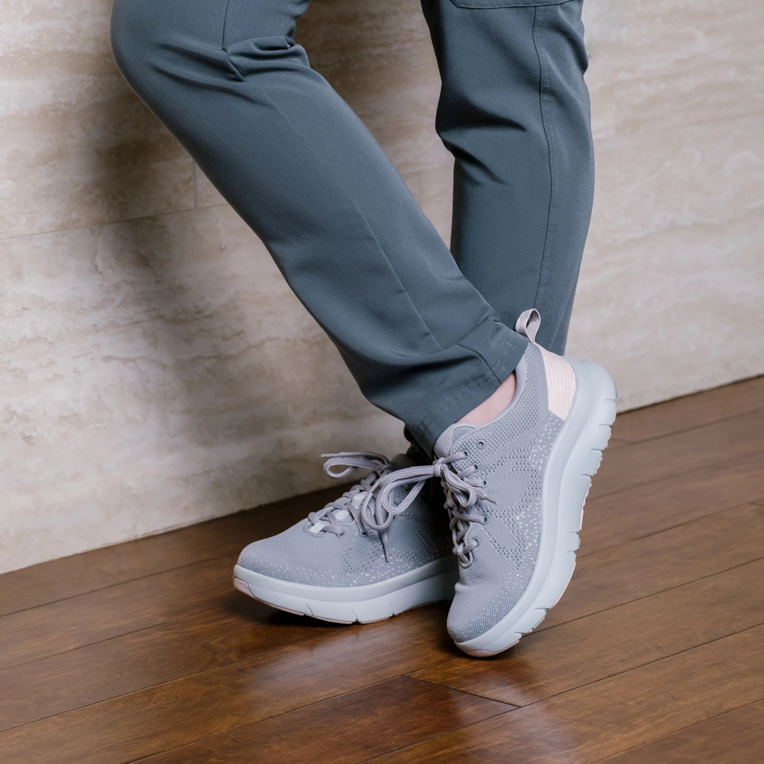 Roll On Sunset Snow Shoe 4 Roll On Sunset Snow Shoe - Image 2