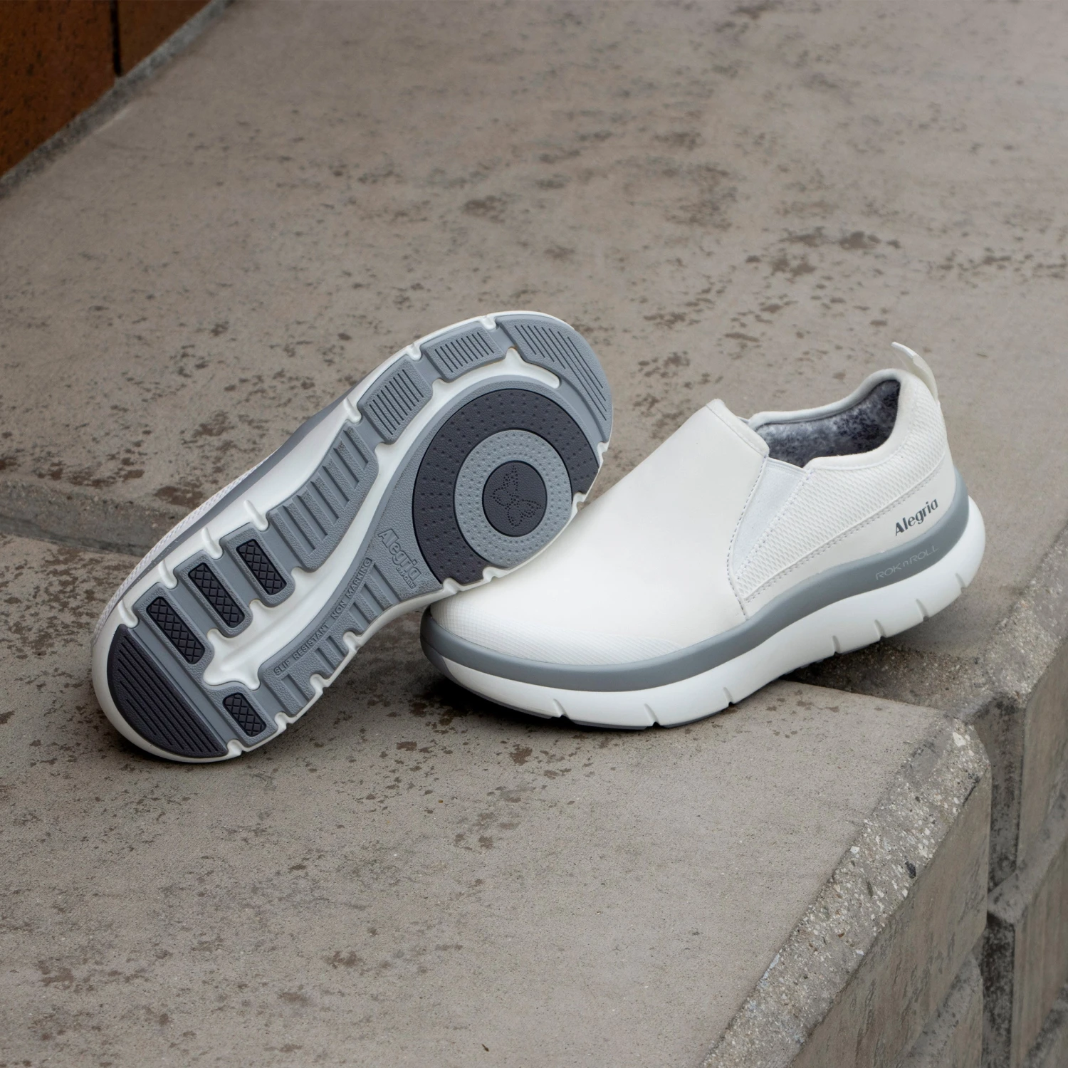 Shift Lead White Shoe 4 Shift Lead White Shoe - Image 2