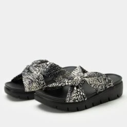 Rylie Birds Of A Feather Sandal